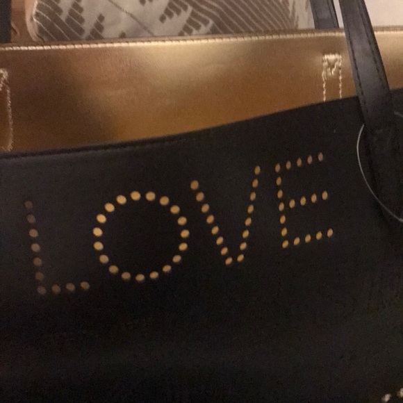 VS Large Tote - Picture 7 of 7